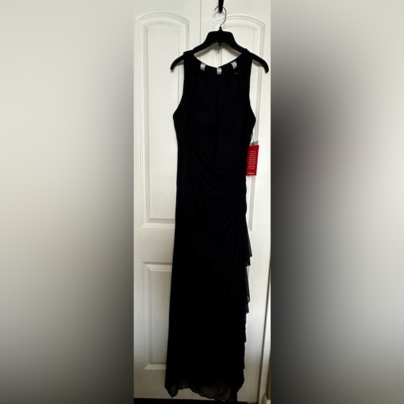 Brand new!  Betsy & Adam navy ruched embellished gown size 12 - Picture 5 of 8